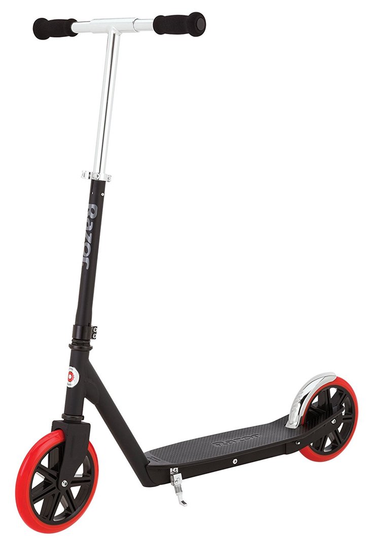 Paspirtukas Razor Carbon Lux juoda/raudona