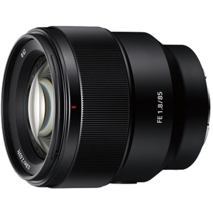 28 mm tele prime lens
Fast - maximum aperture of f/1.8
High quality Sony optics
Ideal for every