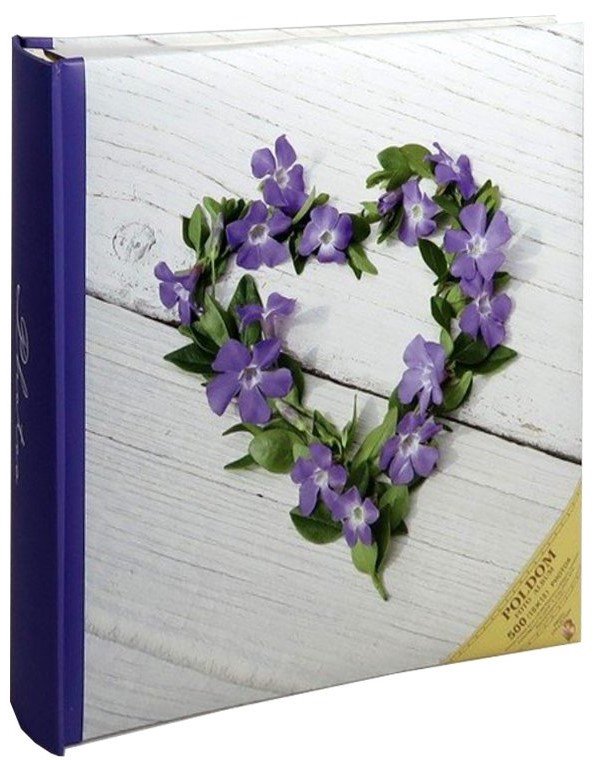 A classic album with plastic pockets
White pages, with memory strips
10 × 15 cm photos
Holds 50